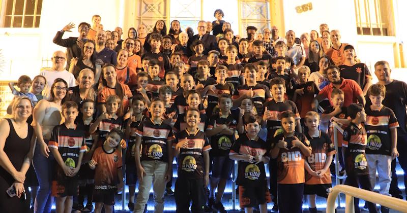  Com Câmara Municipal lotada, Colorado Futebol Clube recebe Diploma de Reconhecimento Público em Araraquara!