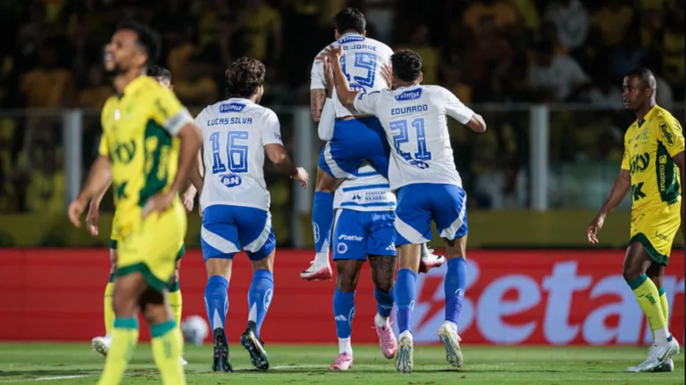  Cruzeiro x Mirassol – Onde assistir, arbitragem e escalações