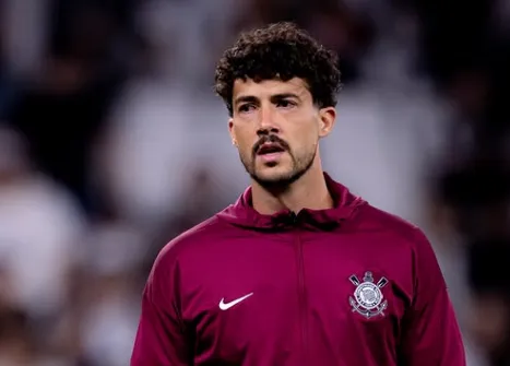  Gustavo Henrique lamenta queda do Corinthians e pede união para sequência da temporada