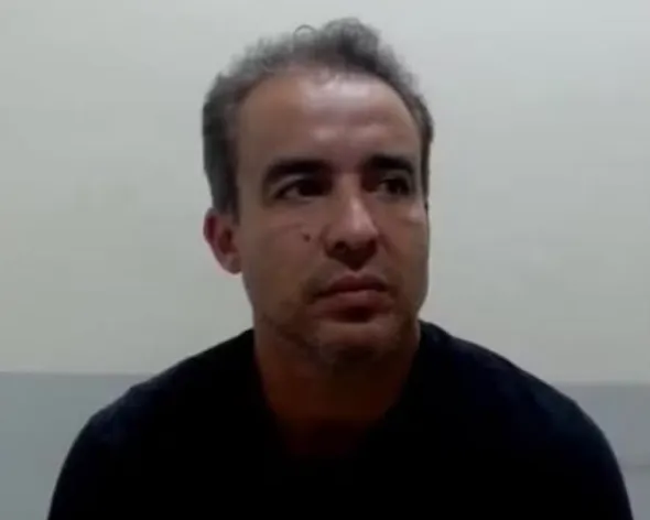  Jadson, ex-Corinthians, é preso por violência doméstica no Paraná